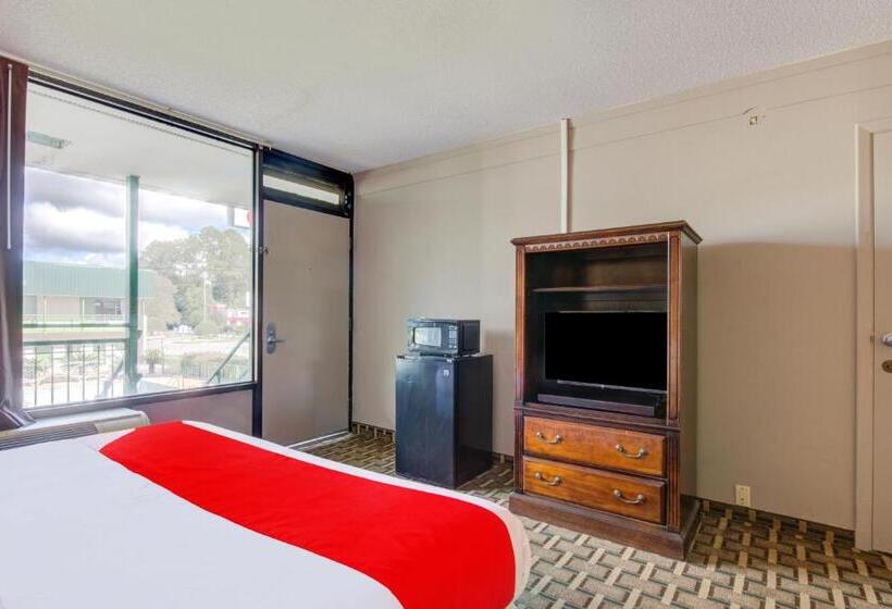 חדר סטנדרט עם מיטת קינג, OYO Douglas GA US-441