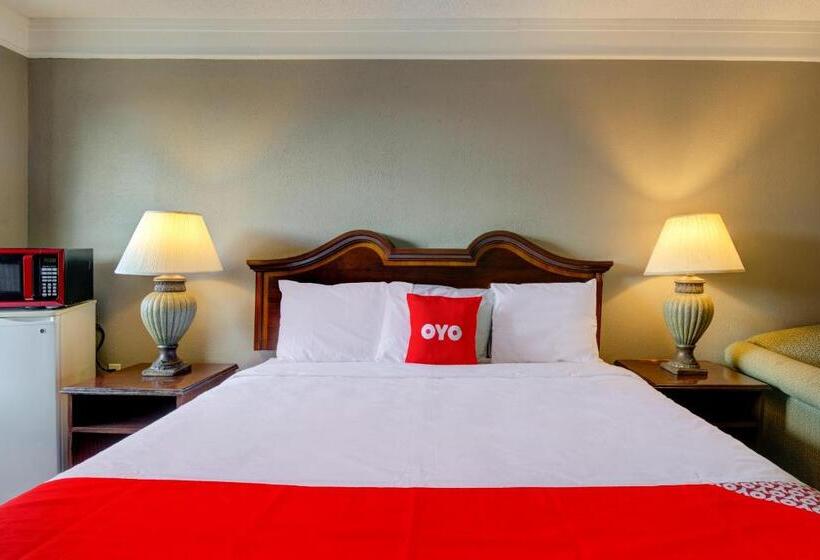 חדר סטנדרט עם מיטת קינג, OYO Douglas GA US-441
