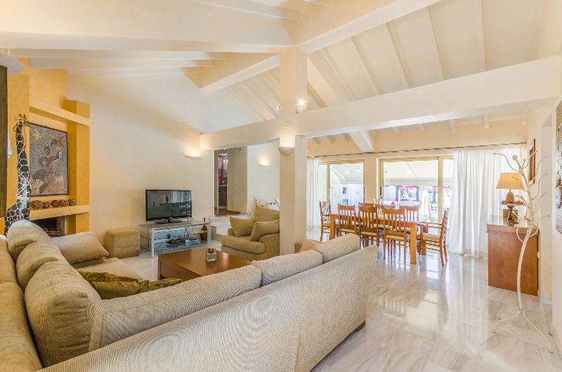 수영장이 있는 3베드룸 빌라, Anna Maria Village