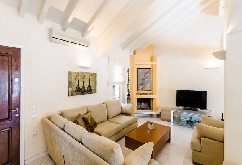 수영장이 있는 3베드룸 빌라, Anna Maria Village