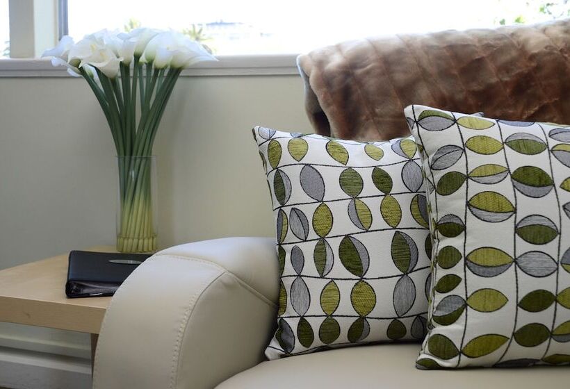 דירת חדר, Birches Serviced Apartments