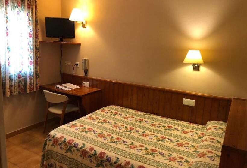 标准间, Casa Feliu