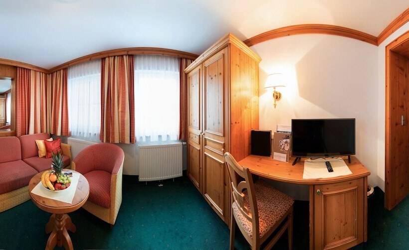 バルコニー付きスタンダードルーム, Alpenpark Resort Superior