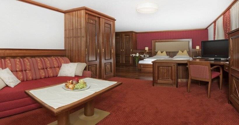 Королевский Номер, Alpenpark Resort Superior