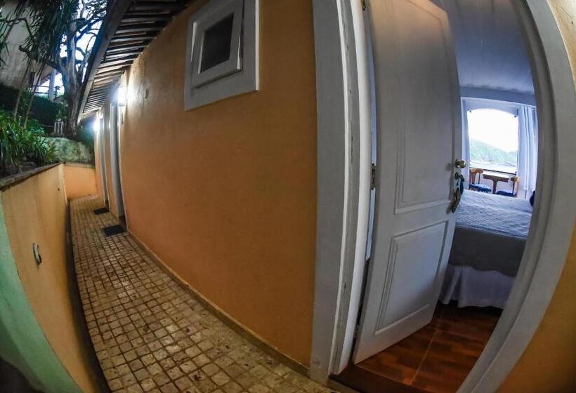 オーシャンビューデラックスルームバルコニー付き, Casagrande Hotel Boutique