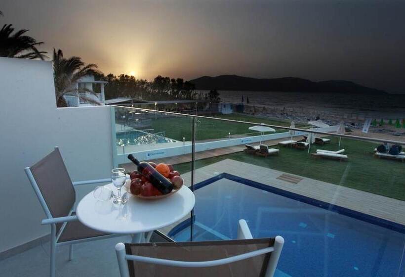 سوییت جونیور با چشم‌انداز دریا, Cretan Beach Resort   Adults Only