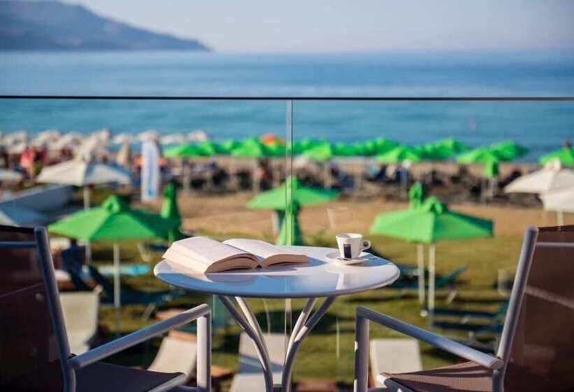 جناح جونيور مطلّ علي البحر, Cretan Beach Resort   Adults Only