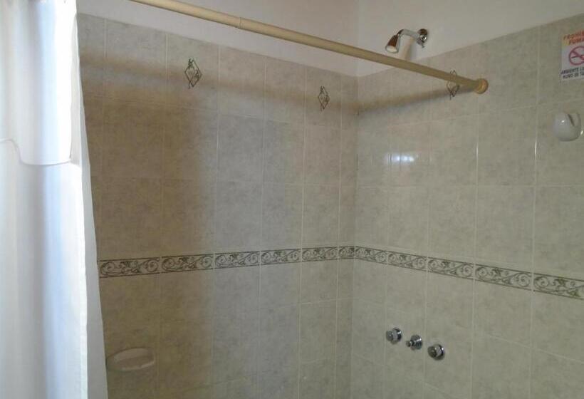 غرفة قياسية, Los Fresnos