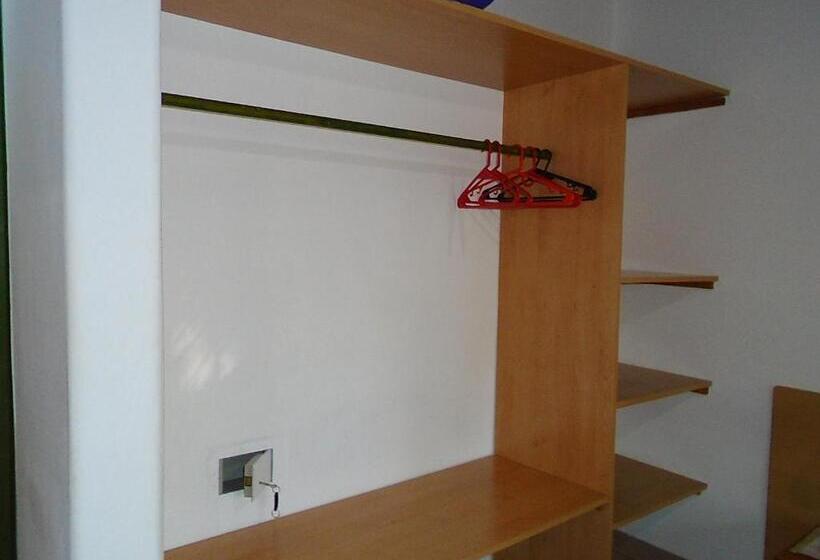 غرفة قياسية, Los Fresnos