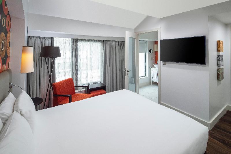 חדר סטנדרט מותאם לאדם עם מוגבלויות, Indigo Liverpool, An Ihg