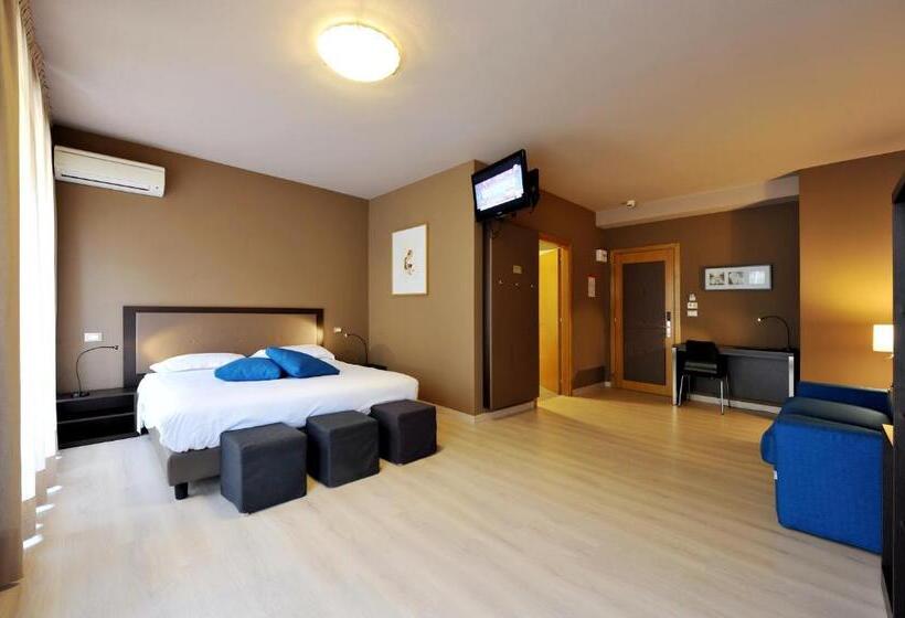 اتاق خانوادگی, M14 Hotel & Spa