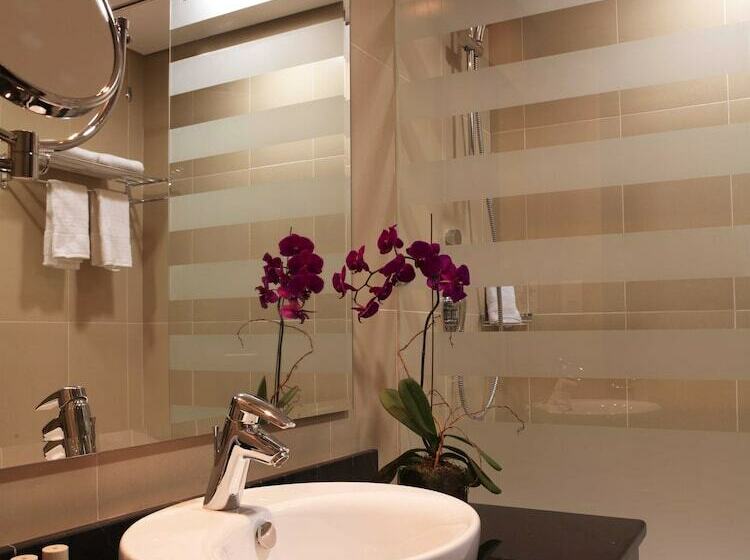 سوییت, Millennium Central Downtown