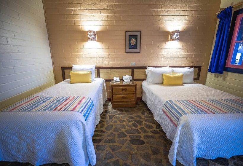 غرفة قياسية مطلّة علي البحر, Oasis