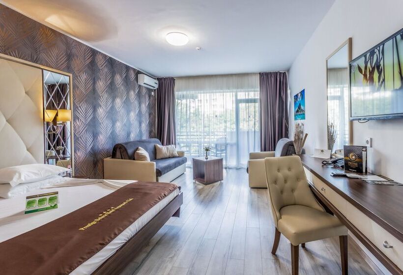 Семейный Номер Deluxe, Prestige Deluxe Hotel Aquapark Club   All Inclusive