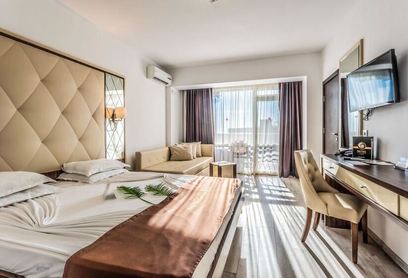 Номер Deluxe, Prestige Deluxe Hotel Aquapark Club   All Inclusive