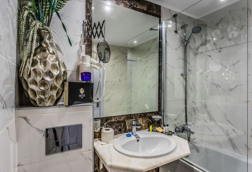 Номер Deluxe, Prestige Deluxe Hotel Aquapark Club   All Inclusive