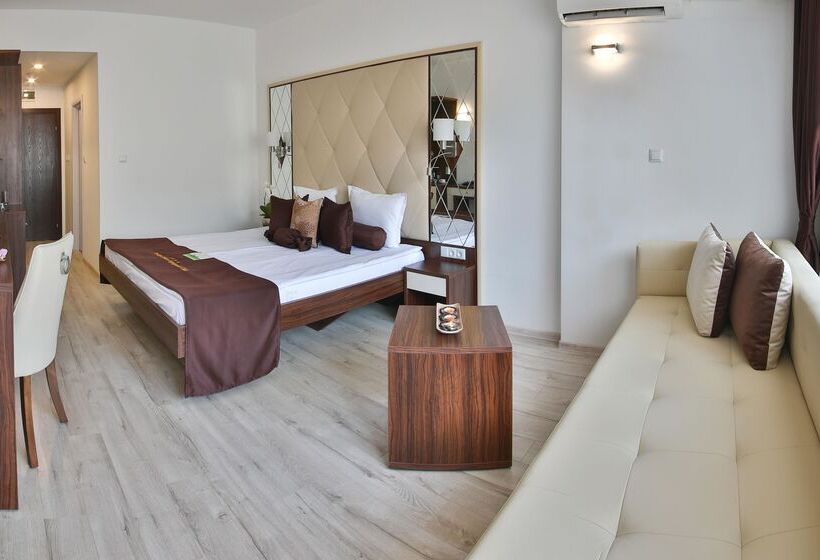 Номер Deluxe, Prestige Deluxe Hotel Aquapark Club   All Inclusive