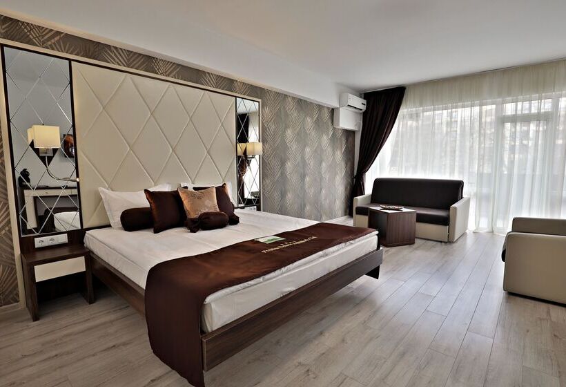 Семейный Номер Deluxe, Prestige Deluxe Hotel Aquapark Club   All Inclusive