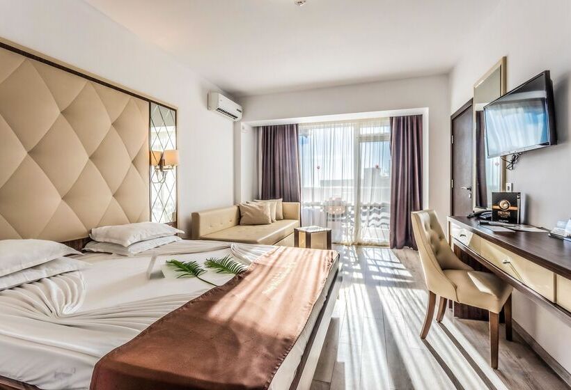 Номер Deluxe, Prestige Deluxe Hotel Aquapark Club   All Inclusive