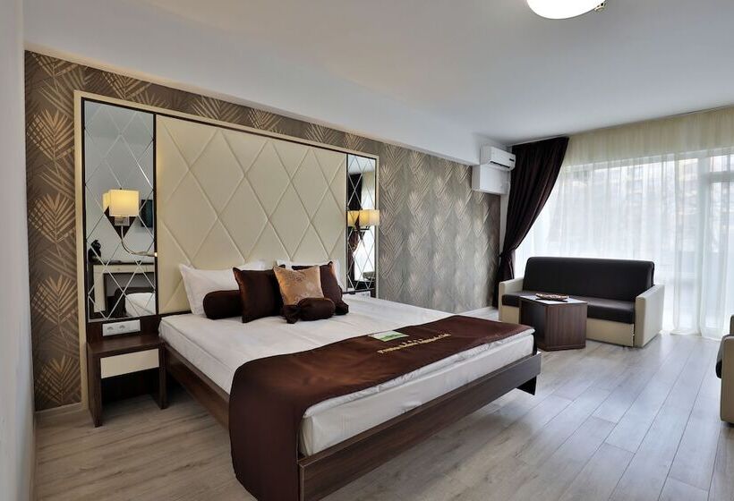 Семейный Номер Deluxe, Prestige Deluxe Hotel Aquapark Club   All Inclusive