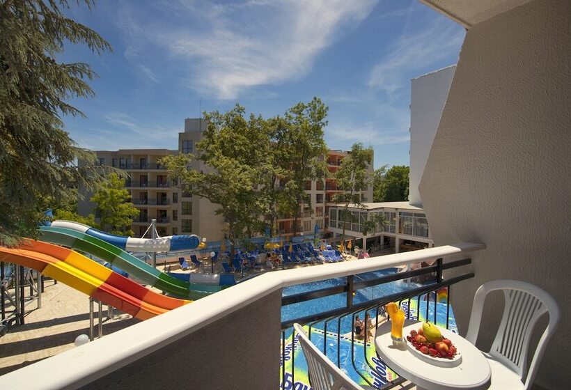 Номер Deluxe, Prestige Deluxe Hotel Aquapark Club   All Inclusive