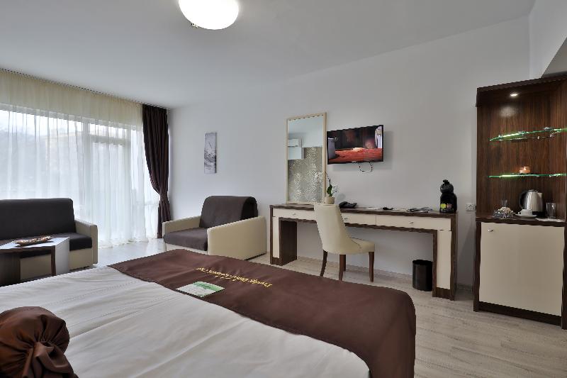 Семейный Номер Deluxe, Prestige Deluxe Hotel Aquapark Club   All Inclusive