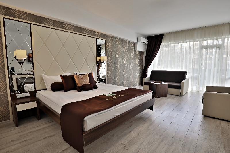 Семейный Номер Deluxe, Prestige Deluxe Hotel Aquapark Club   All Inclusive