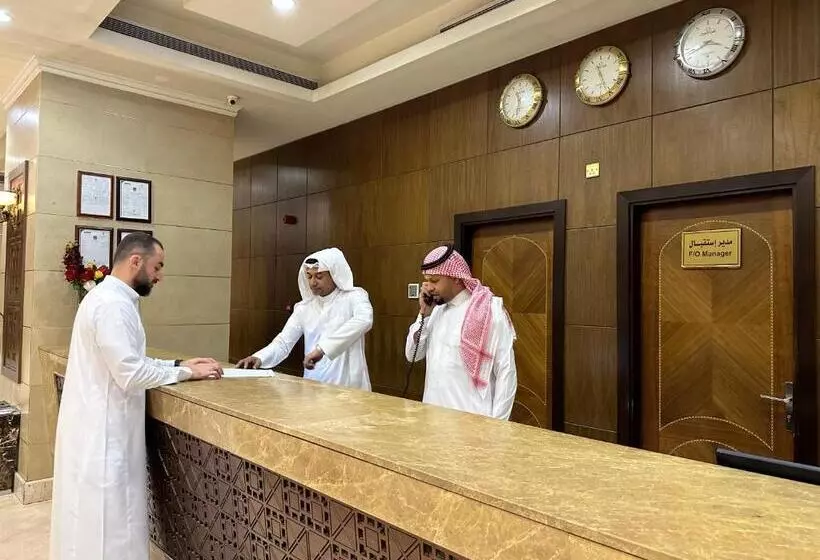 スタンダードトリプルルーム, Al Massa Dar Al Fayzeen Makkah