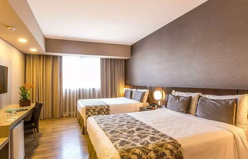 Huoneisto 1 Makuuhuone Allasnäkymä, Tauá Hotel & Convention Atibaia