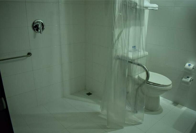 장애인을 위한 스탠다드 룸, Tequendama Hotel Medellín   Estadio