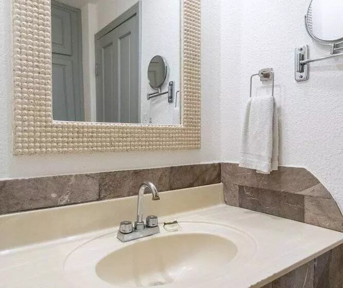 片側に海が見えるデラックスルーム, Playa Bonita Resort