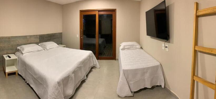 Quarto Triplo Deluxe, Pousada Maresia