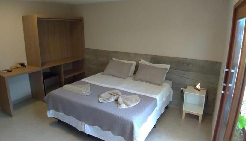 Quarto Triplo Deluxe, Pousada Maresia