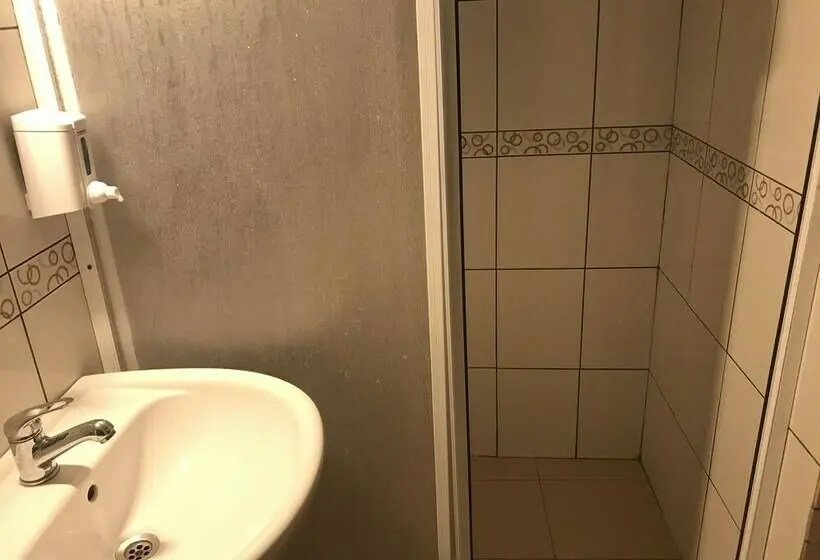 Economy-huone, Yakamoz Otel