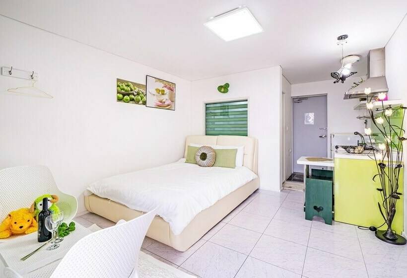 １ベッドルームベーシックアパートメント, Namhae Opera House Pension