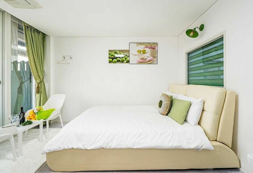 １ベッドルームベーシックアパートメント, Namhae Opera House Pension