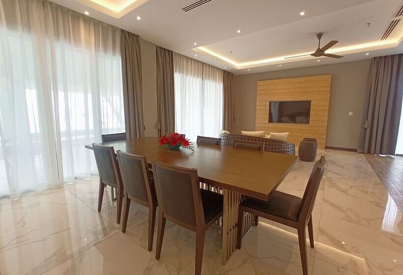 جناح, Pacific Regency Beach Resort Port Dickson