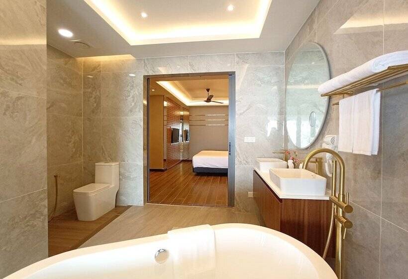 جناح, Pacific Regency Beach Resort Port Dickson