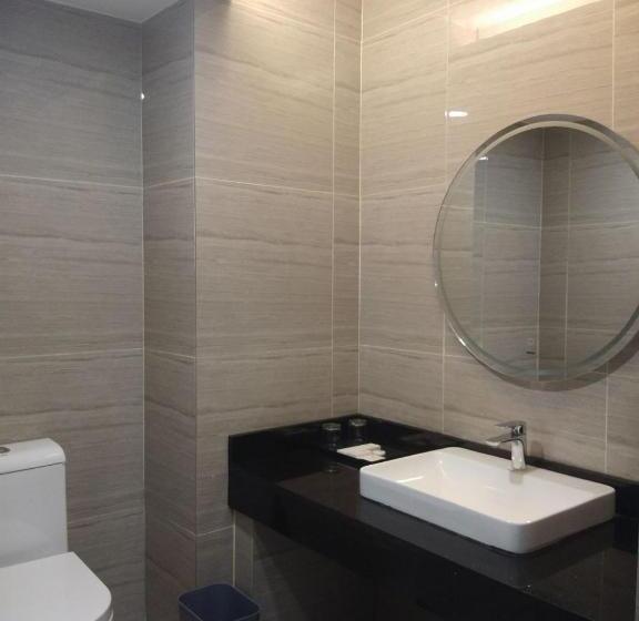 جناح عائلي, Pacific Regency Beach Resort Port Dickson