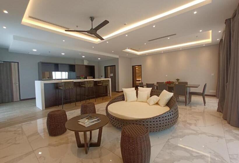 جناح, Pacific Regency Beach Resort Port Dickson