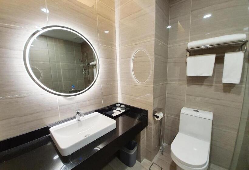 غرفة ديلوكس سرير كينج, Pacific Regency Beach Resort Port Dickson