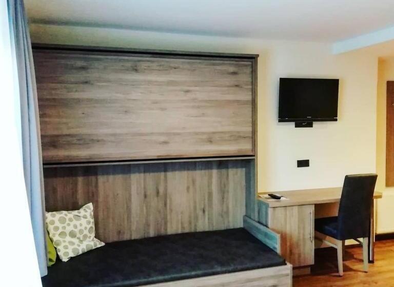 اتاق استاندارد, Die Reinbachstube