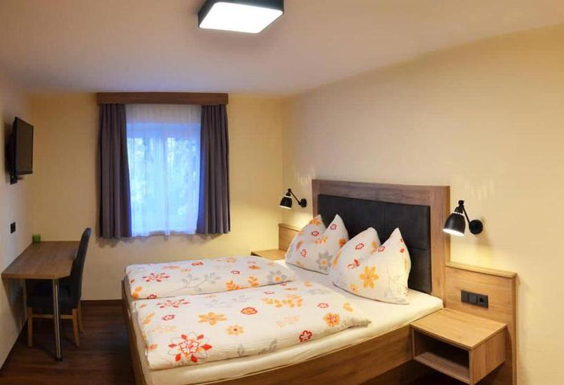 اتاق استاندارد یک نفره, Die Reinbachstube