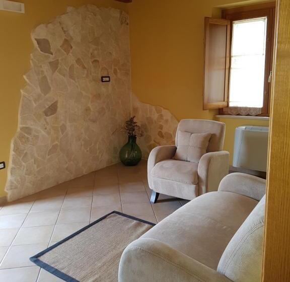 جناح, Borgo Santa Lucia