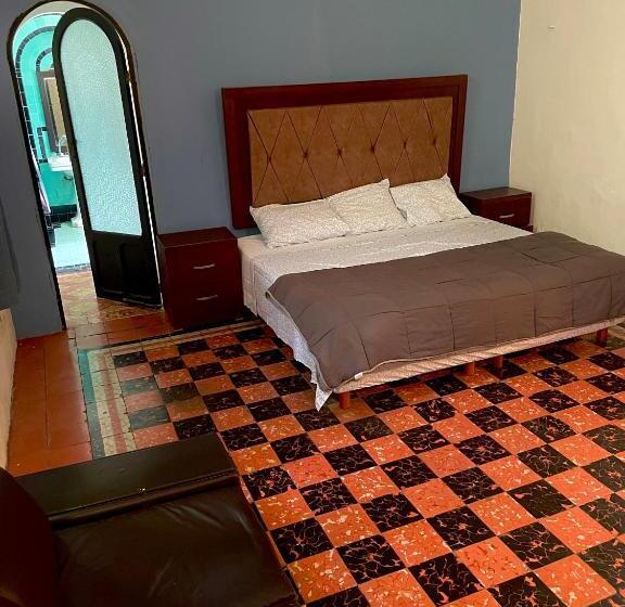 חדר סטנדרט עם מיטת קינג, Hostal Rosa Mexicano   Hostel