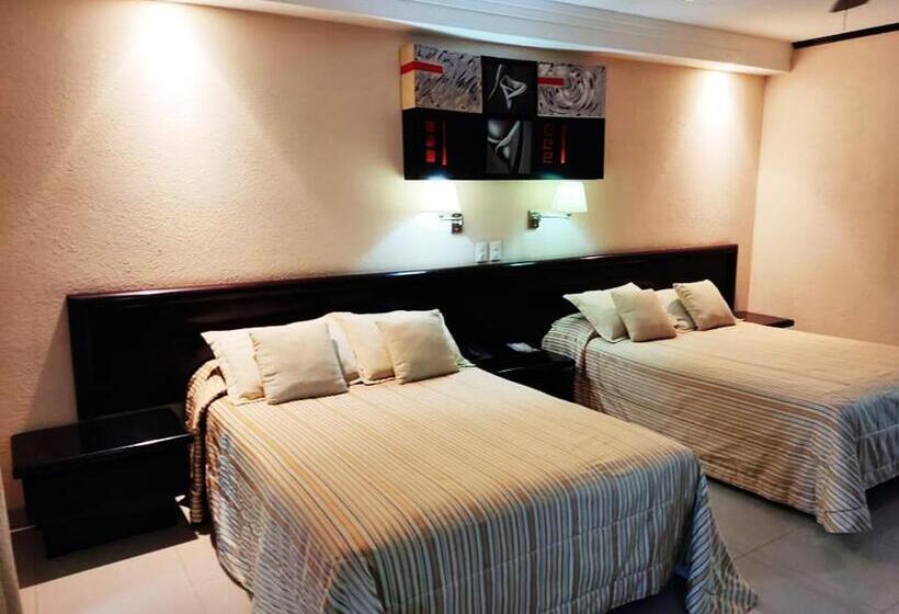 חדר דלוקס, Mary Celaya