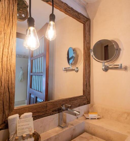 اتاق لوکس, Verde Morada