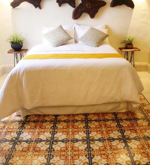 اتاق لوکس, Verde Morada