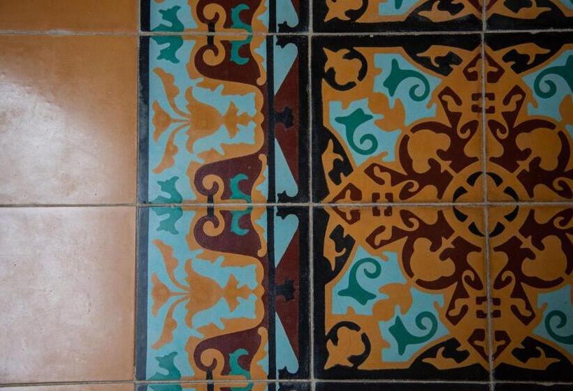 اتاق استاندارد با چشمانداز باغ, Verde Morada