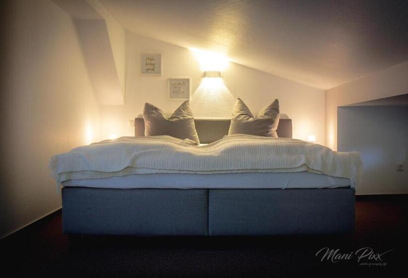 带共用浴室的标准房间, Villa Prestige